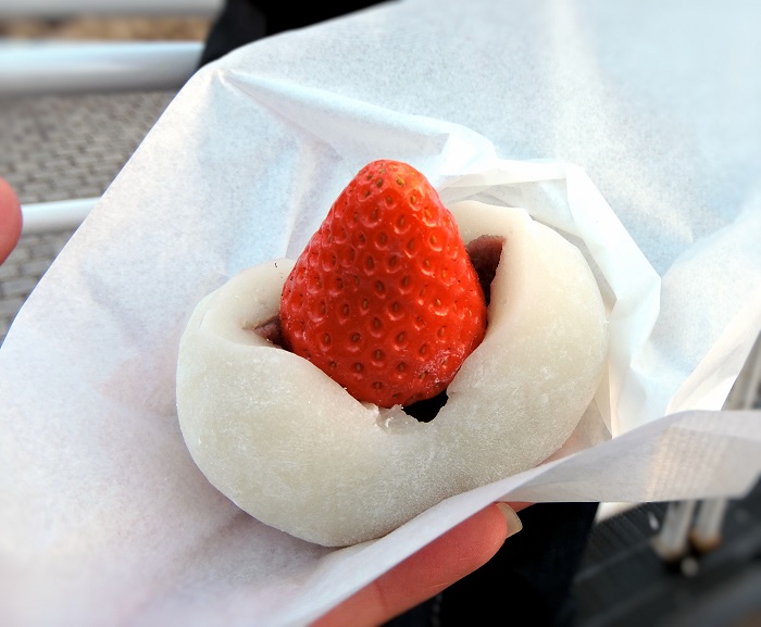 Strawberry Daifuku mochi