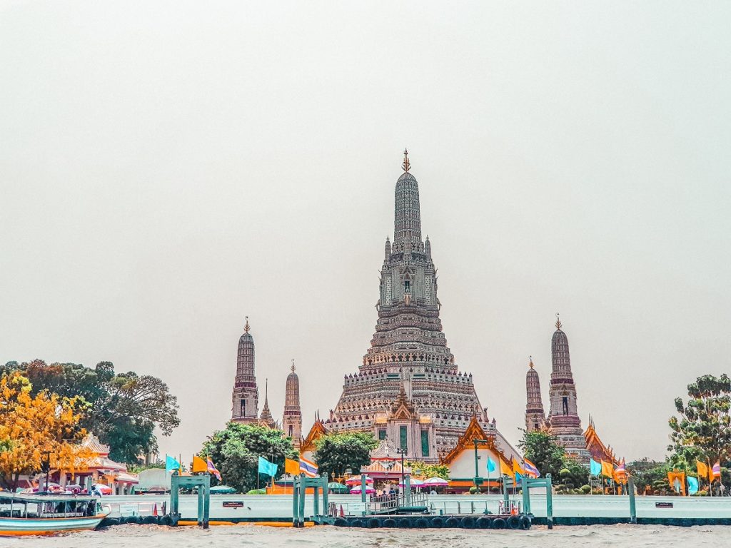 Wat Arun during day