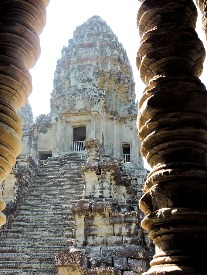 Angkor Wat's central santcuary, Bakan