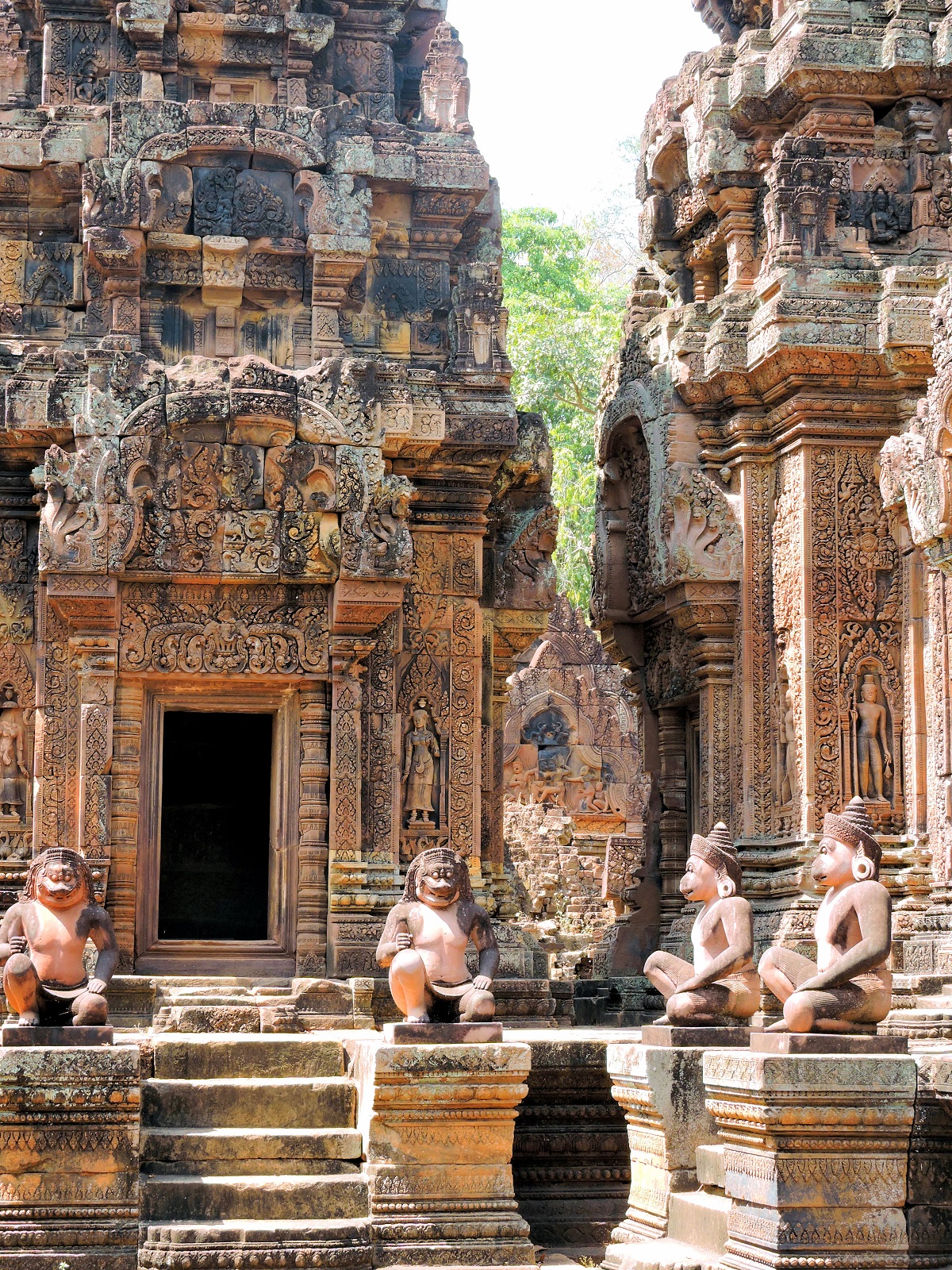 Pink Sandstone temples of Banteay Srei