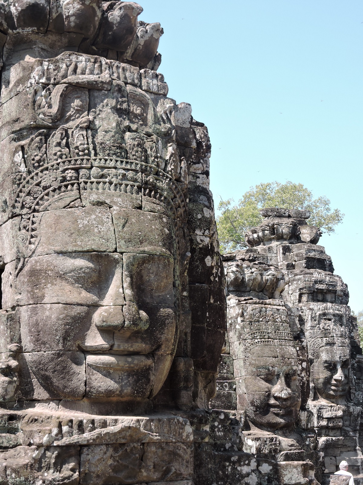 stone heads of Banyon Temple