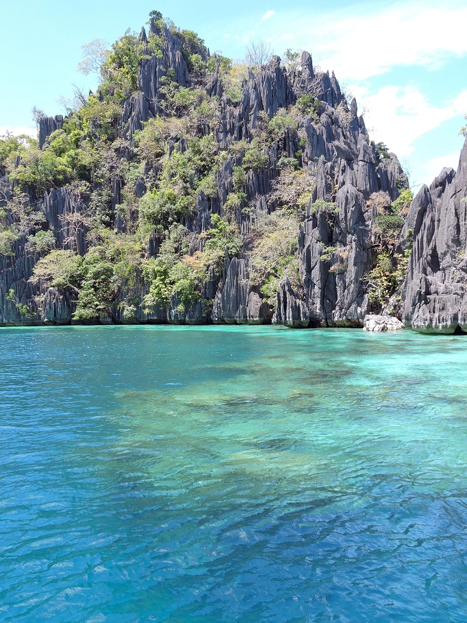 cliffs and water in Coron