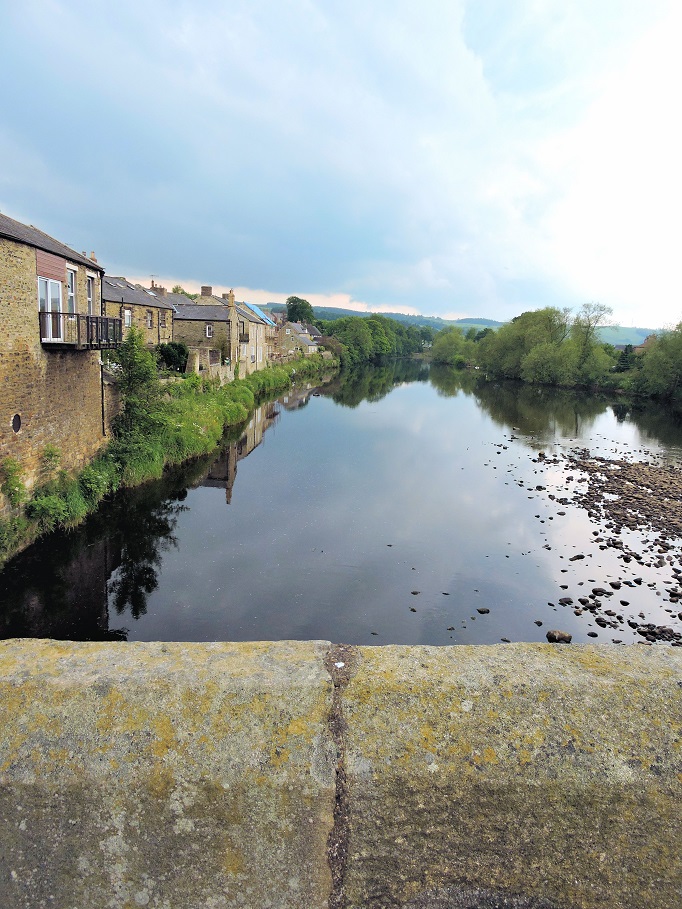 stone bridge over river