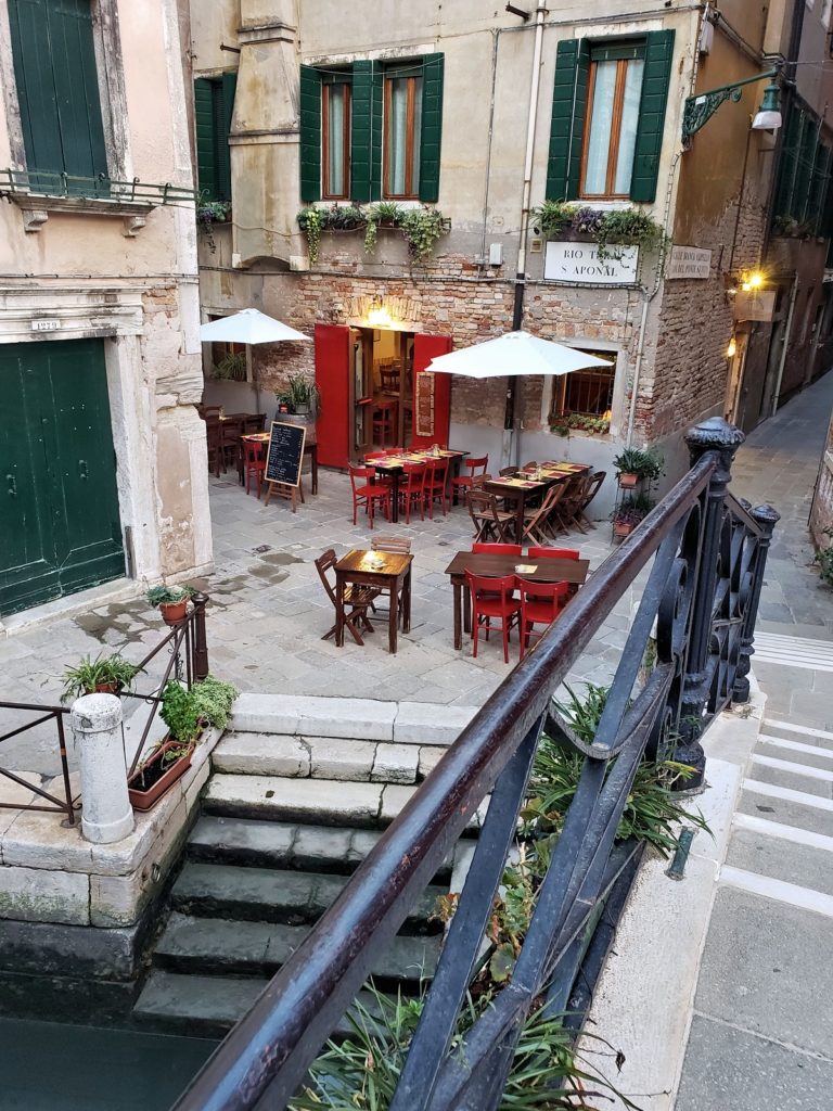 cafe restaurant in Venice Italy