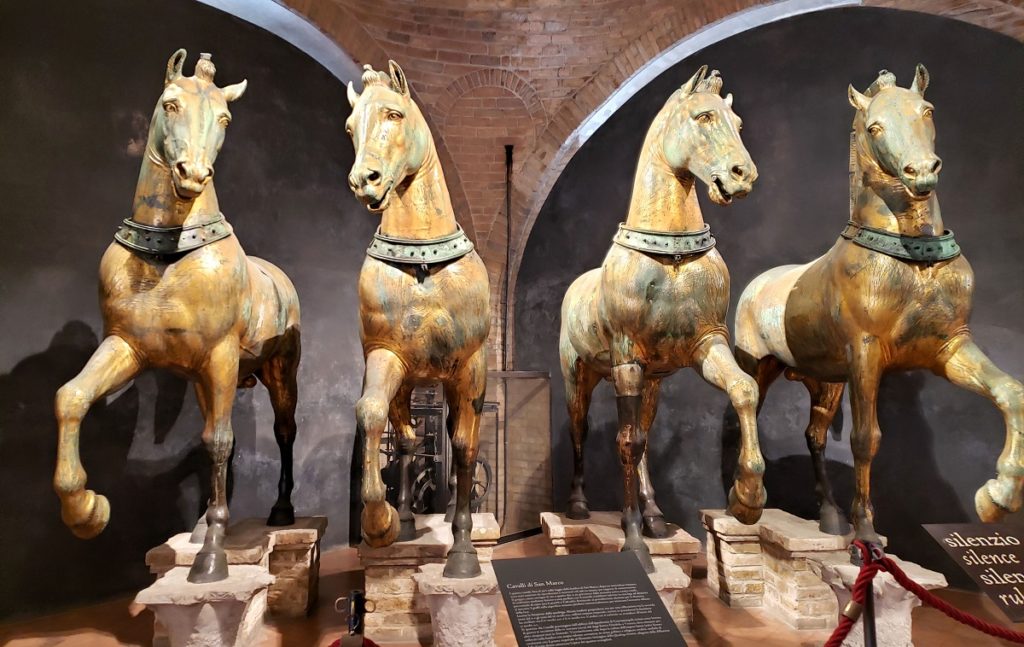 four bronze horses in st marks museum