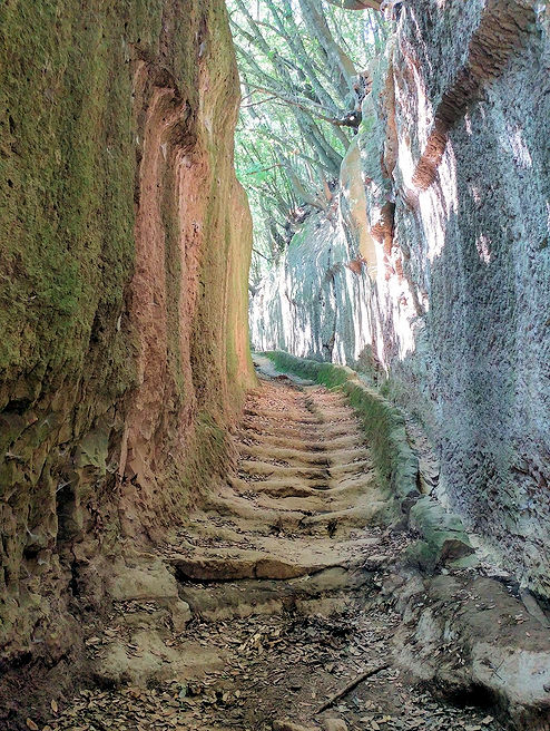 stone cavern trail