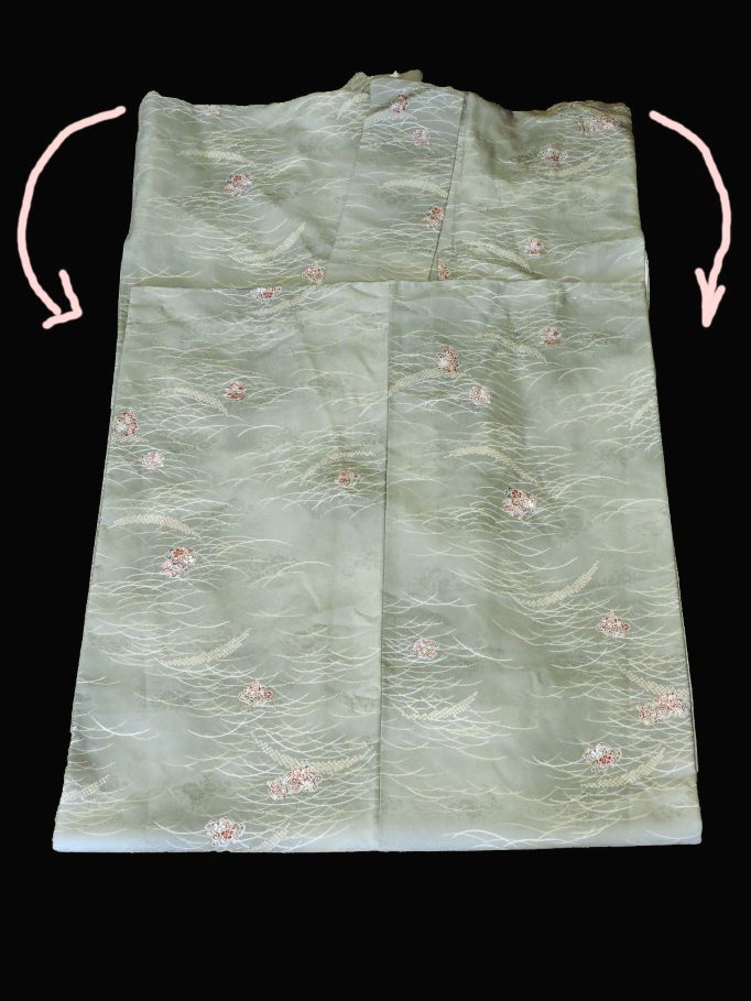 arrows show how to fold bottom layer under